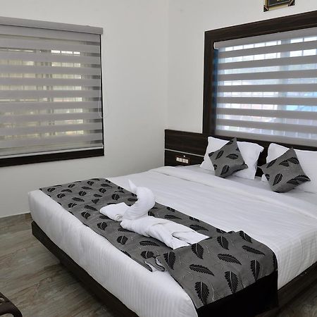 Suroor Tourist Home Virajpet Exterior photo